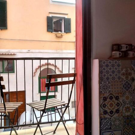 Casa Adriano Lägenhet Procida Exteriör bild
