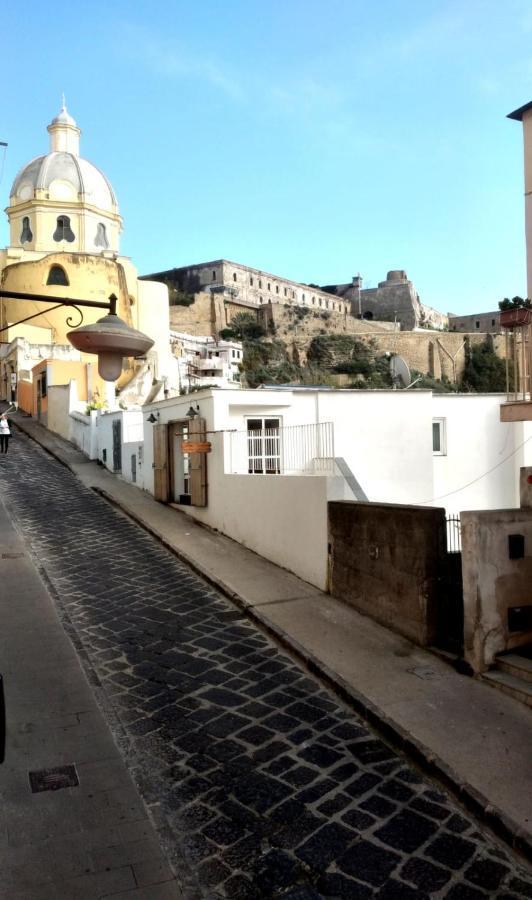 Casa Adriano Lägenhet Procida Exteriör bild