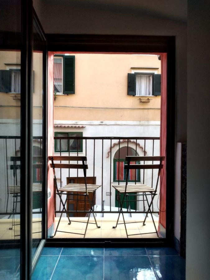 Casa Adriano Lägenhet Procida Exteriör bild
