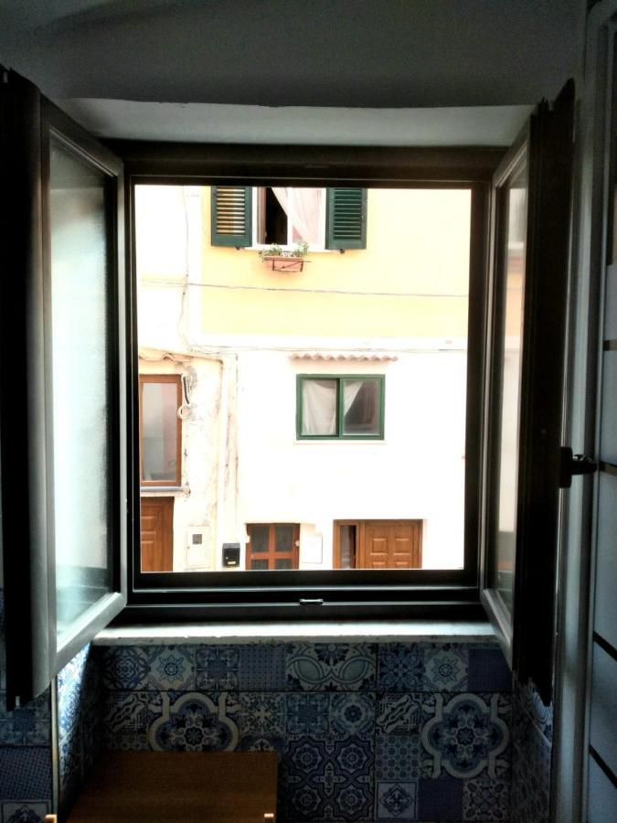 Casa Adriano Lägenhet Procida Exteriör bild