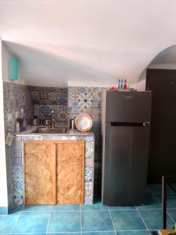 Casa Adriano Lägenhet Procida Exteriör bild